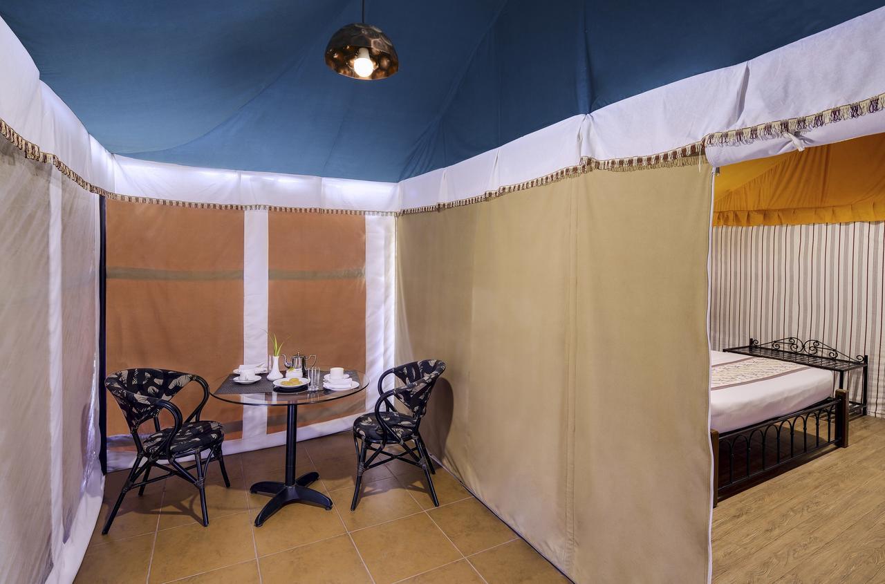 Sterling Kanha Exterior photo